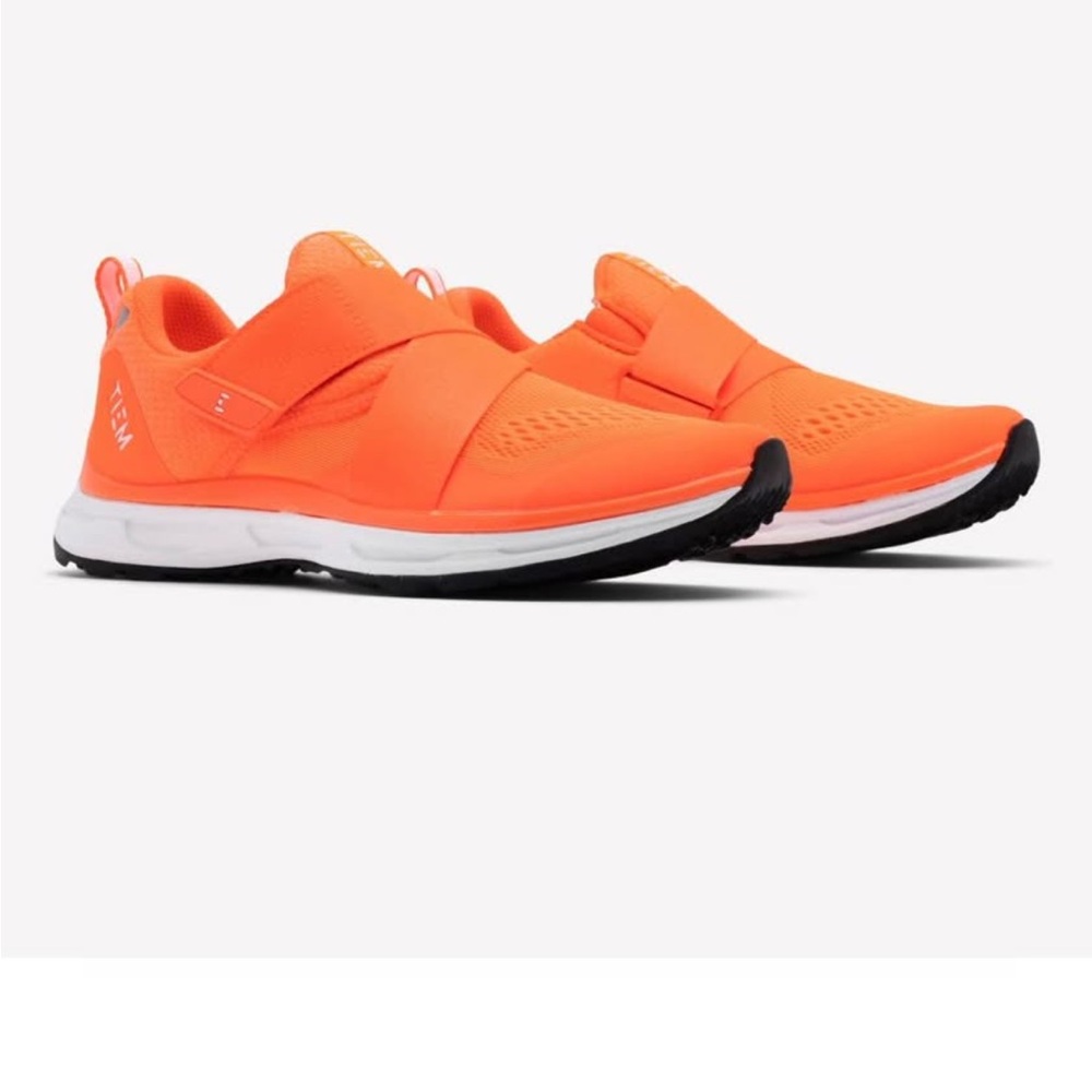 Tiem Orange Athletic Cycling Shoes with Breathable Mesh

*cleats not included*
